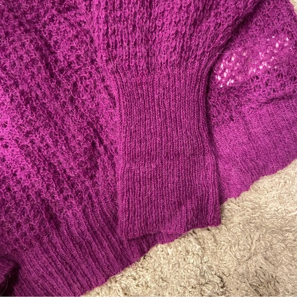 FREE PEOPLE Lulu Sweater Womens Medium Purple Wool Waffle Knit Oversized V-Neck - Picture 5 of 7